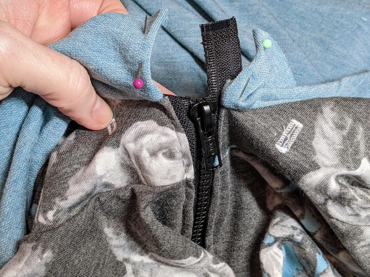 Hooded Donna Sweatshirt Jacket: 1/4 Zipper Hack - 5 out of 4 Patterns
