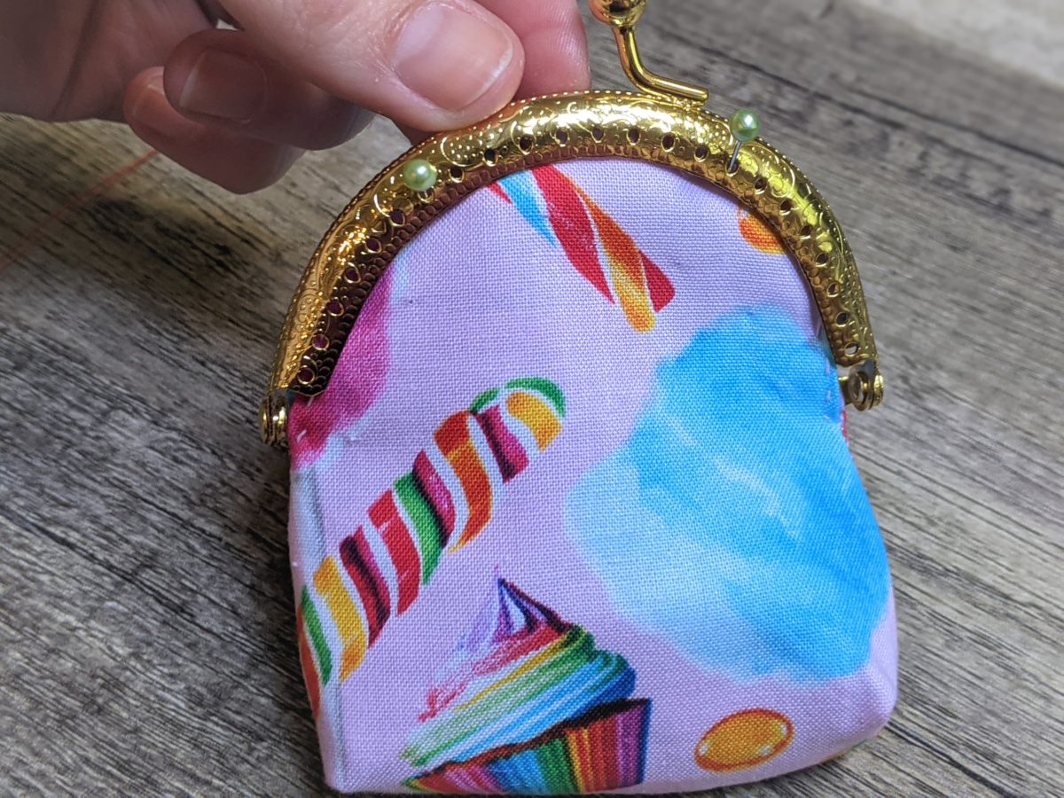 Clasp Coin Purse Tutorial - 5 out of 4 Patterns